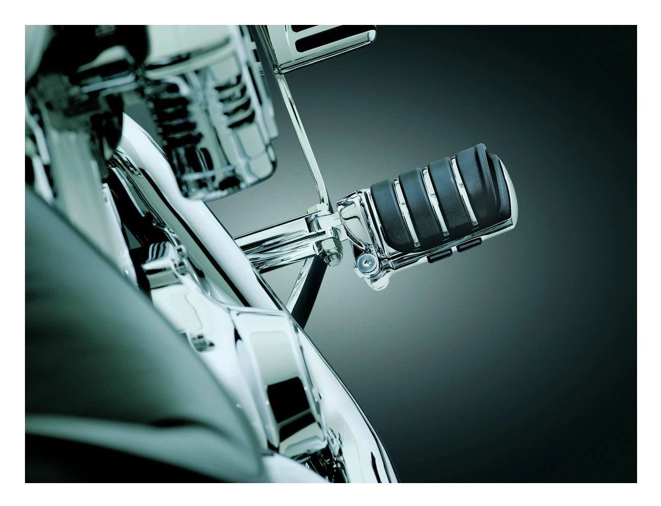 Kuryakyn Switchblade Foot Pegs 2 Kuryakyn Switchblade Foot Pegs - Image 2